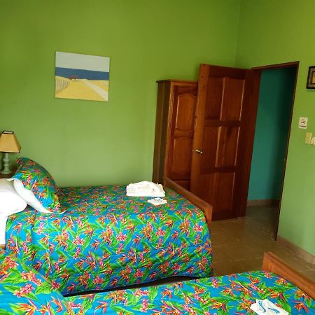 Slo Villa Caye Caulker Exterior foto
